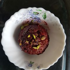 A picture of Beetroot halwa.