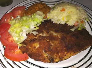 Una foto de Filete de Tilapia Empanizado