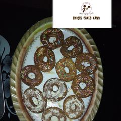 A picture of Glazed donuts without yeast.