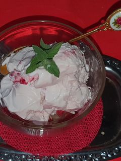 O poză a rețetei Înghețată de vin alb.