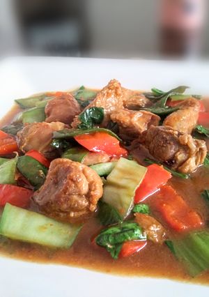 Una foto de Pak Choi salteado con Cerdo 👍🇵🇪