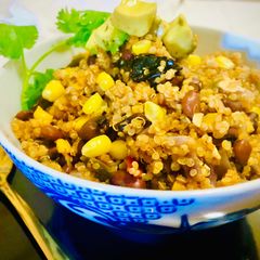 A picture of #HCC#Post_2#Dish_Name_Mexican_Quinoa_Bowl.