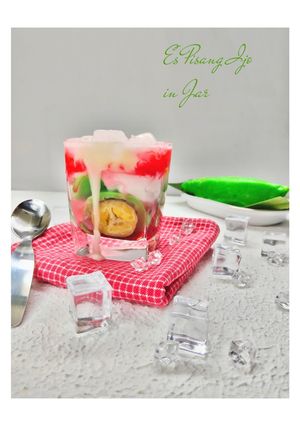 Foto resep Es Pisang Ijo in jar