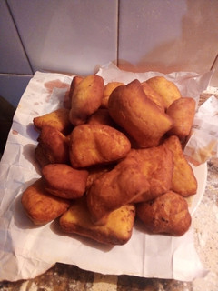 Una foto de Tortas fritas dulce de limón