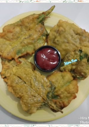 A picture of Palak pakoray.