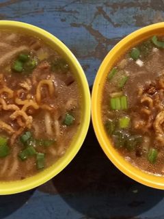 નૂડલ્સ સૂપ (Noodles Soup Recipe in Gujarati) રેસીપી મુખ્ય ફોટો