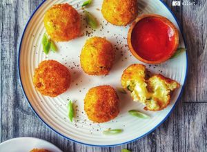 Foto resep Arancini Nasi sisa Kemarin (Italian Rice Ball)