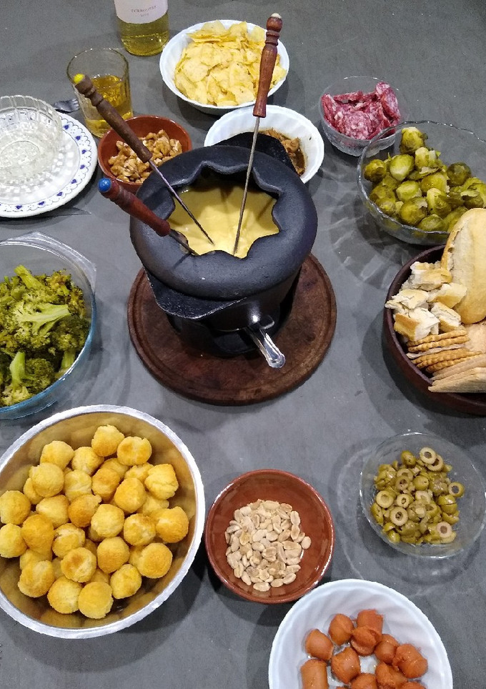 Una foto de Fondue de queso
