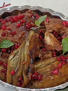 عکسی از دستور خورش انار بادمجان با مرغ