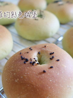 抹茶紅豆卡士達麵包 的食譜成品照片