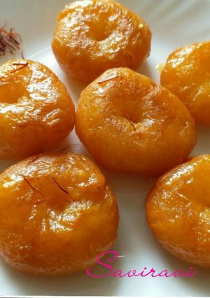 A picture of Badusha /Balushahi.