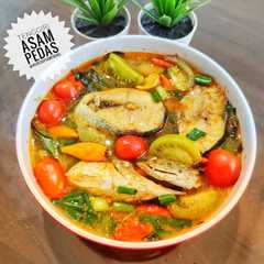 Tenggiri Asam Pedas রেসিপির প্রধান ছবি