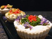 Una foto di cheesecake monoporzione