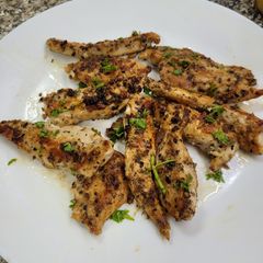 A picture of Garlic Fried Chicken.