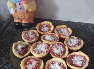 Una foto de Canastitas de membrillo 🌸