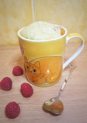 Una foto de Mug cake de queso extracremoso