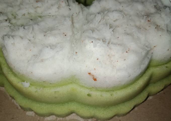 Recipe: Tasty Kue putu ayu anti gagal