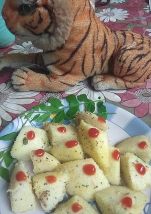 इडली का नाश्ता (idli ka nasta recipe in Hindi) रेसिपी मुख्य फोटो