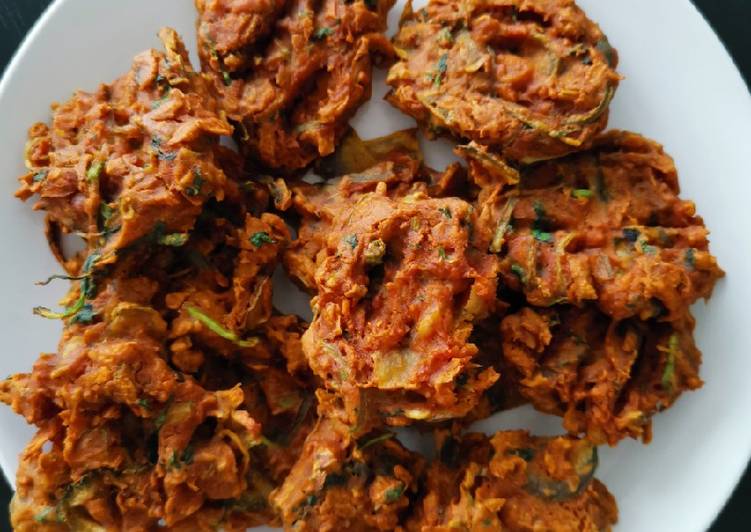 Step-by-Step Guide to Prepare Homemade Carrot &amp; Onion Fritters