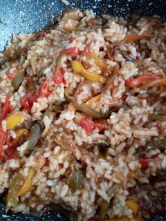 Una foto de Arroz con pimientos y especias