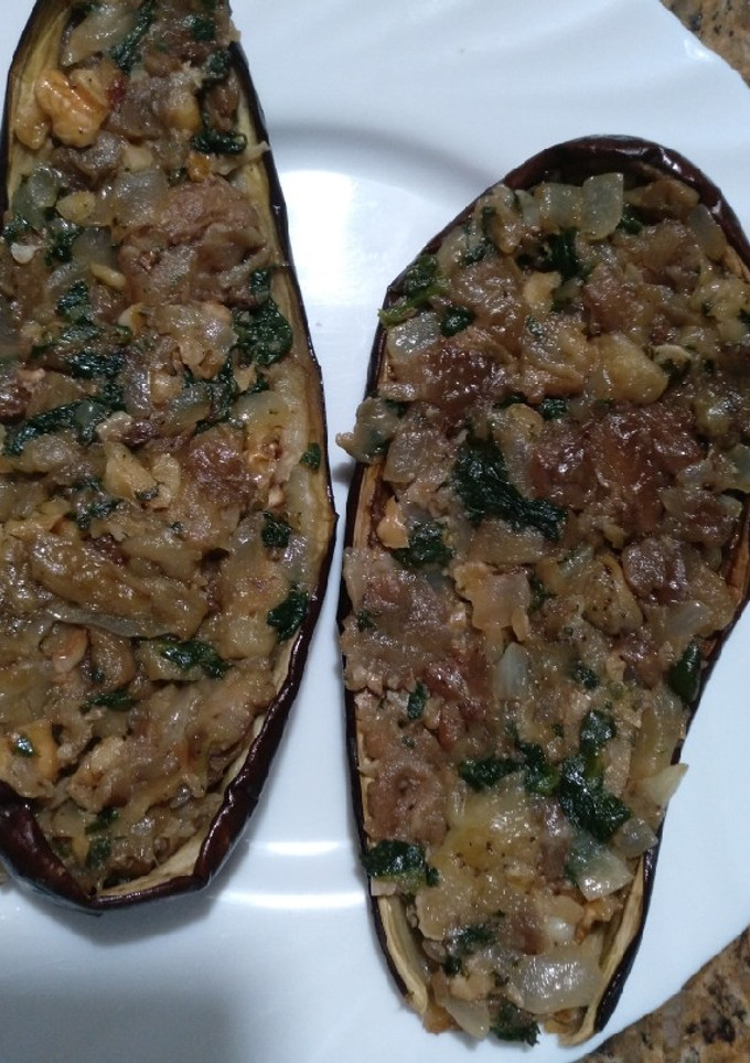Una foto de Berenjenas rellenas solo verduras