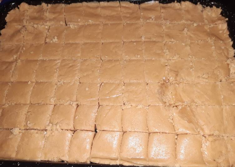 Recipe of Speedy Mrs Frobisher’s fudge