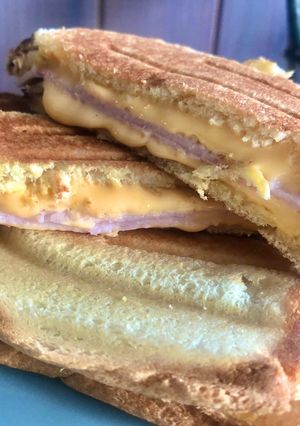Une photo de Croque McDo maison 🏠