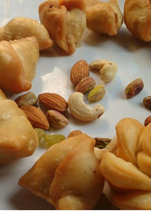A picture of Mini samosa.
