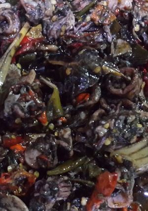Foto resep Oseng cumi hitam pedasss