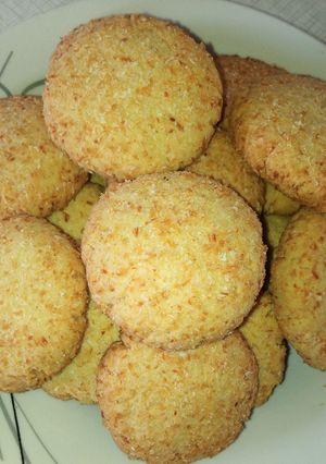 A picture of Coconut cookies.