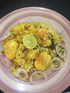एग बिरयानी (egg biryani recipe in hindi) रेसिपी मुख्य फोटो
