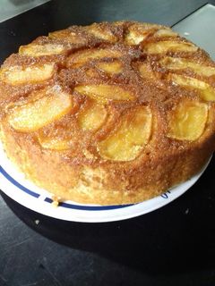 Una foto de Tarta de manzana invertida