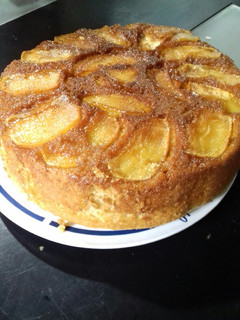 Una foto de Tarta de manzana invertida