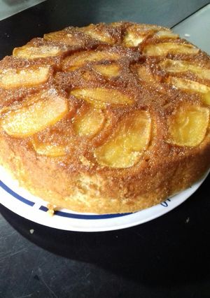 Una foto de Tarta de manzana invertida