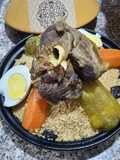Couscous de blé complet à la viande d'agneau