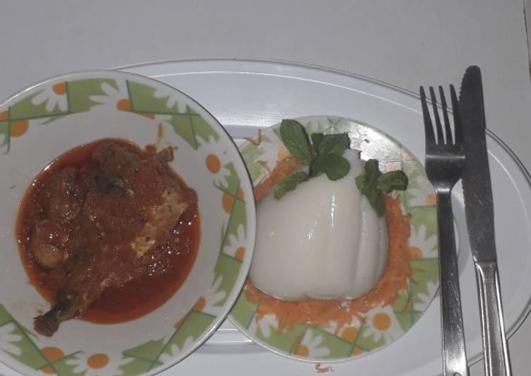Agidi and fish stew