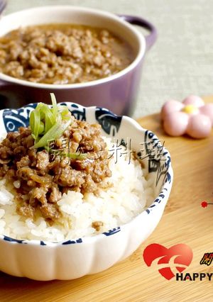一鍋到底！電鍋(平底鍋)料理~~~滷肉燥 的食譜成品照片