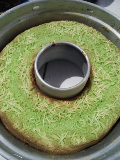 Foto resep Bolu Pandan Keju #BikinRamadhanBerkesan