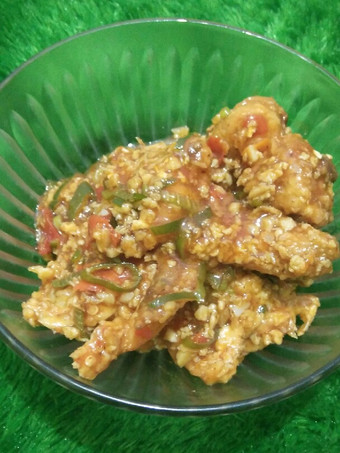 Bagaimana Menyiapkan Ayam tepung PeMaGu. (pedas,manis,gurih) Istimewa