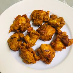A picture of Bite size chicken.