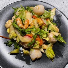 A picture of Prawn, litchi and blue cheese salad.