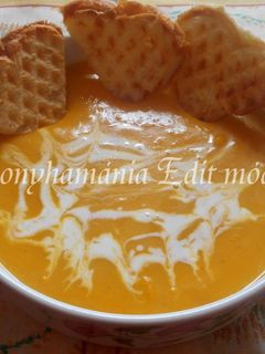 Sütőtökkrémleves recept fotója