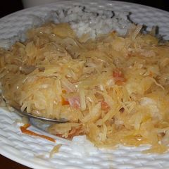 A picture of Rice and Cabbage.