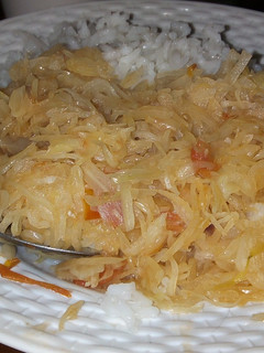 A picture of Rice and Cabbage.
