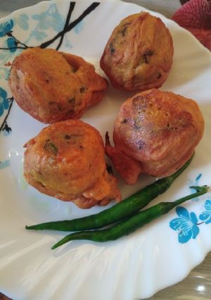 A picture of Batata (potato)vada(Holi special).