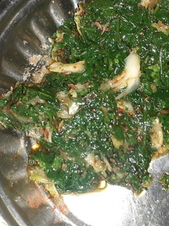 बथुए का साग(Bathue ka saag recipe in Hindi) रेसिपी मुख्य फोटो