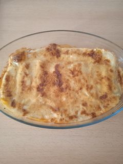 Una foto de Canelones de ternera y pollo