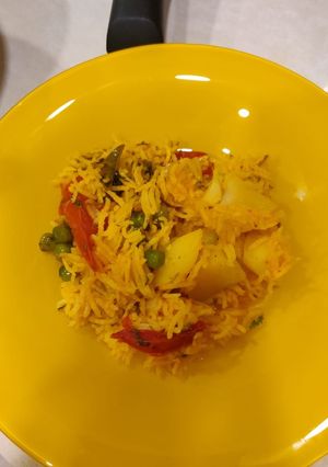 A picture of Vagharelo Bhaat/Gujarati Masala Bhaat.