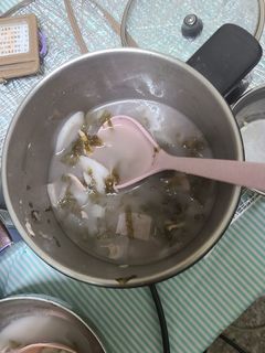 清冰箱隨意煮 白蘿蔔紫菜雞絲湯 的食譜成品照片