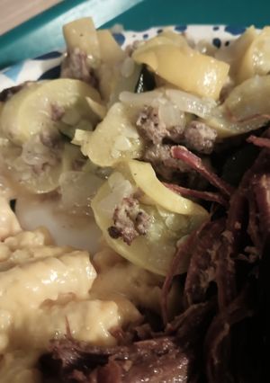 A picture of Summer Squash, Sausage, and Onions.